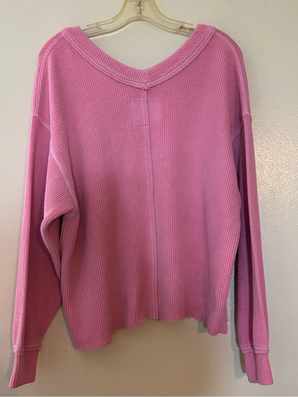 aerie  Sustainable  Real Good apparel textured Pink V-Neck Sweatshirt Pullover